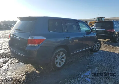 2012 Toyota Highlander Base z USA, uszkodzony, nr VIN 5TDBK3EH9CS174069